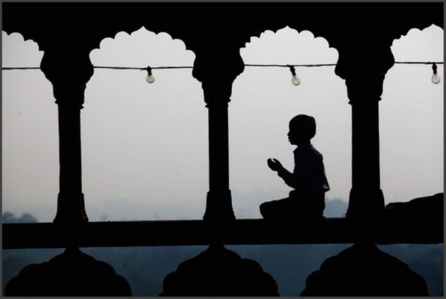 3 Amalan yang Paling Dicintai Allah SWT