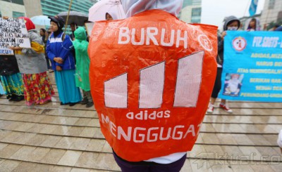 Buruh Adidas Menggugat