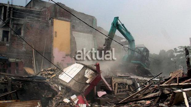 penggusuran bukit duri2 (munzir)