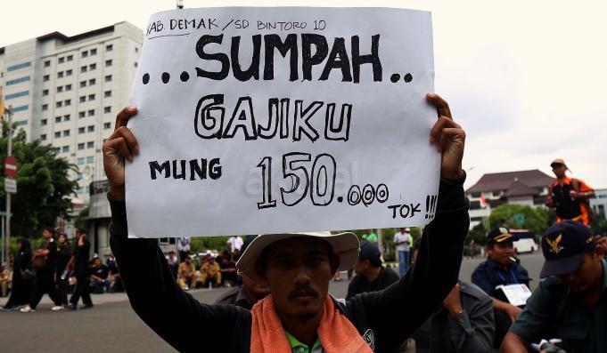 Aksi-Guru-Honorer-10-2-2016 (48)