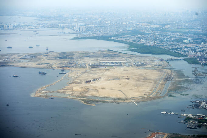 Foto udara kawasan reklamasi di Teluk Jakarta, Rabu (11/5).