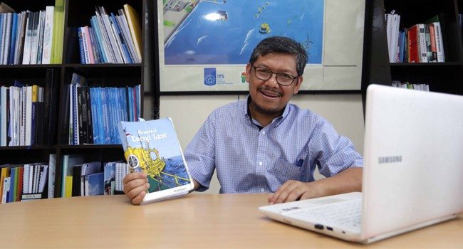Pakar Energi Institut Teknologi Sepuluh Nopember (ITS) Surabaya, Mukhtasor/foto: duta.co Pakar Energi Institut Teknologi Sepuluh Nopember (ITS) Surabaya, Mukhtasor/foto: duta.co