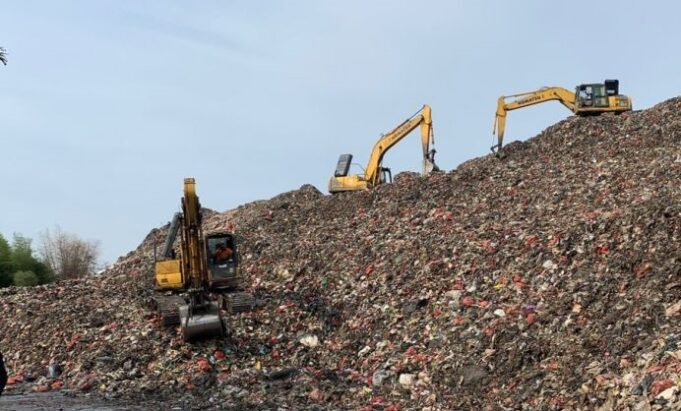 20221010_1734 Lahan TPA Burangkeng, TPAS Burangkeng