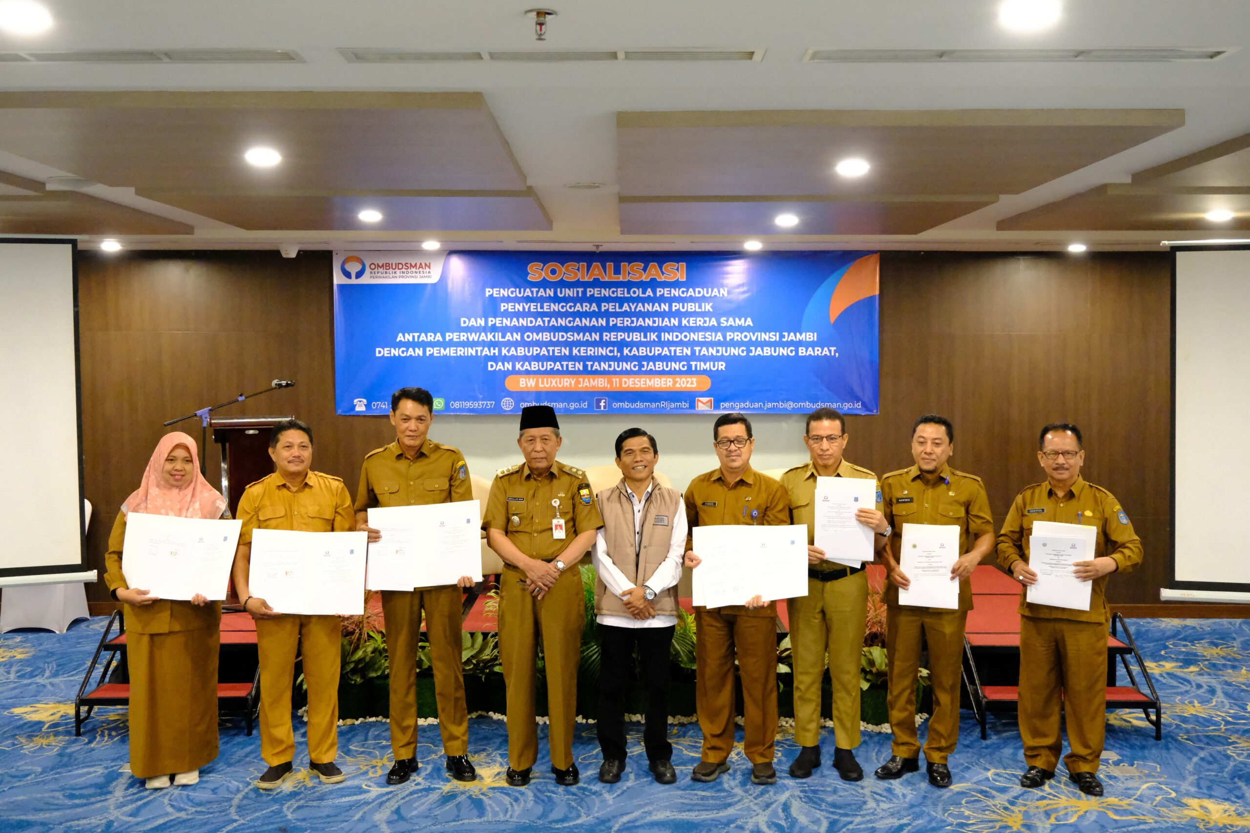 Wakil Gubernur Jambi, KH Abdullah Sani menghadiri sekakigus menyaksikan penandatanganan perjanjian kerja sama antara perwakilan Ombudsman RI Provinsi Jambi dengan Pemerintah Kabupaten Kerinci, Kabupaten Tanjung Jabung Barat dan Kabupaten Tanjung Jabung Timur.