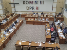Rugikan Nasabah Triliunan, DPR Desak Polisi Segera Tahan Tersangka Kasus Koperasi BLN Wakil Ketua Komisi III DPR RI Sari Yuliati memimpin rapat pembentukan RUU Perampasan Aset di kompleks parlemen, Jakarta, Kamis (15/1/2026). ANTARA/Bagus Ahmad Rizaldi