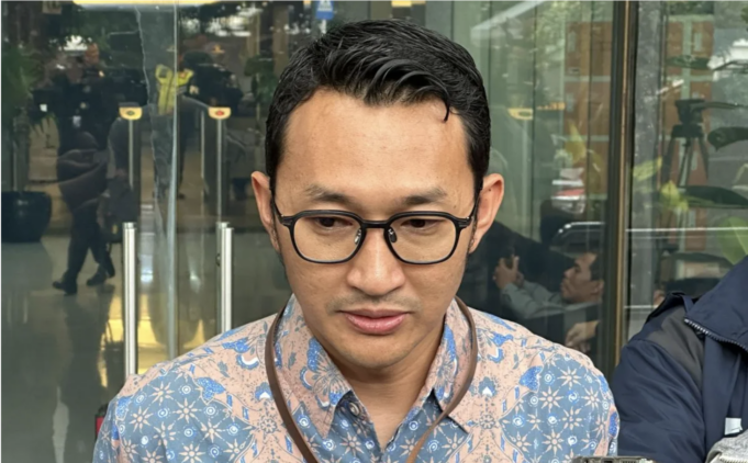 Juru Bicara Komisi Pemberantasan Korupsi Budi Prasetyo memberikan keterangan di Gedung Merah Putih KPK, Jakarta, Rabu (14/1/2026). ANTARA/Rio Feisal