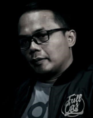 M Surya, Analis Menteng Kleb