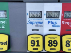 Ancaman Blokade Selat Hormuz Picu Harga Minyak Global Melonjak hingga 8 Persen Ilustrasi - Harga bahan bakar minyak di atas 8 dollar AS per galon terlihat di mesin pengisian BBM di SPBU Chevron, Los Angeles, California, Amerika Serikat, Senin (30/5/2022). (ANTARA/FOTO/REUTERS/Lucy Nicholson/wsj.)