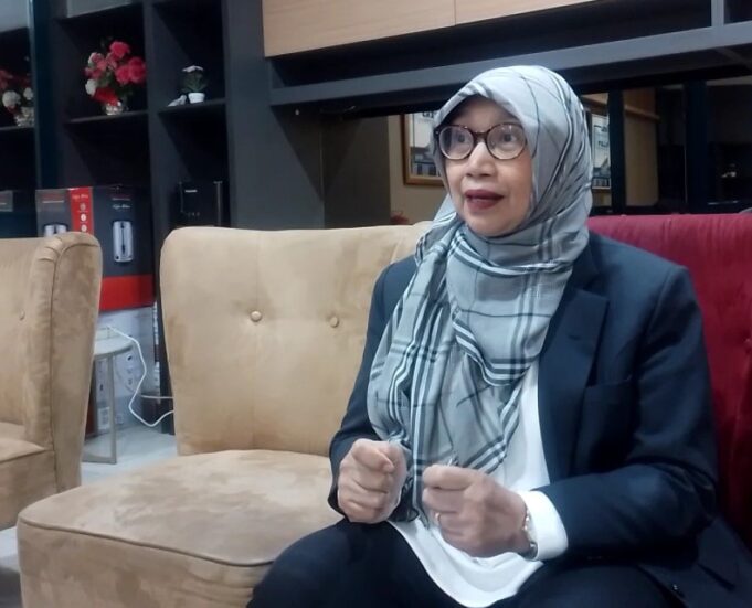 Wakil Rektor Bidang Perencanaan, Keuangan, dan Umum UPNVJ, Prof. Netti Herawati,