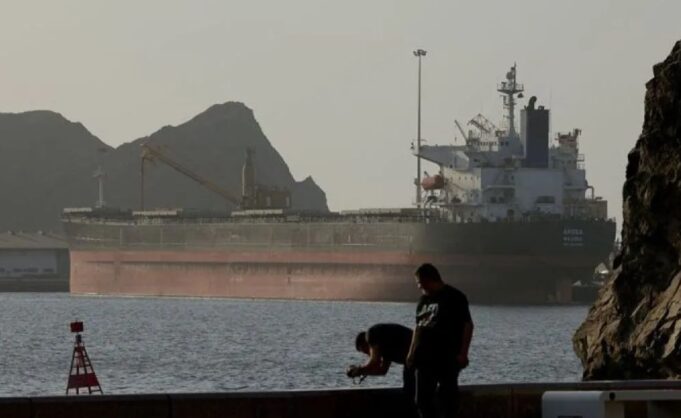 selat hormuz
